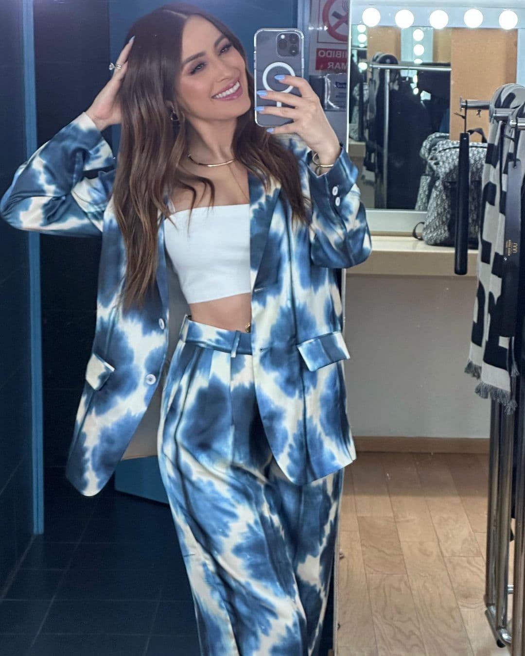 Cynthia Rodríguez deja ver tierna pancita de embarazo ¡en el look más chic!