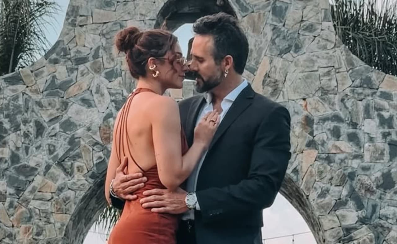 José Ron y su novia.