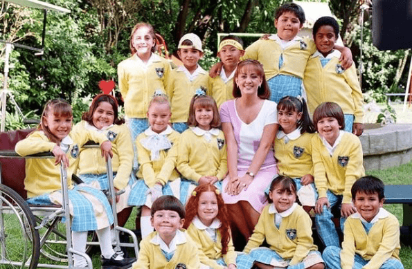 '¡Vivan los Niños!' fue una exitosa telenovela infantil producida por Nicandro Díaz en el año 2002 para Televisa Niños.