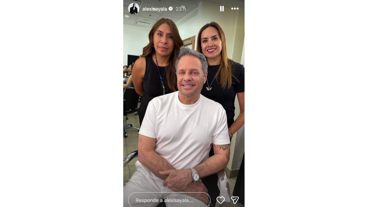 Alexis Ayala presume nuevo look.