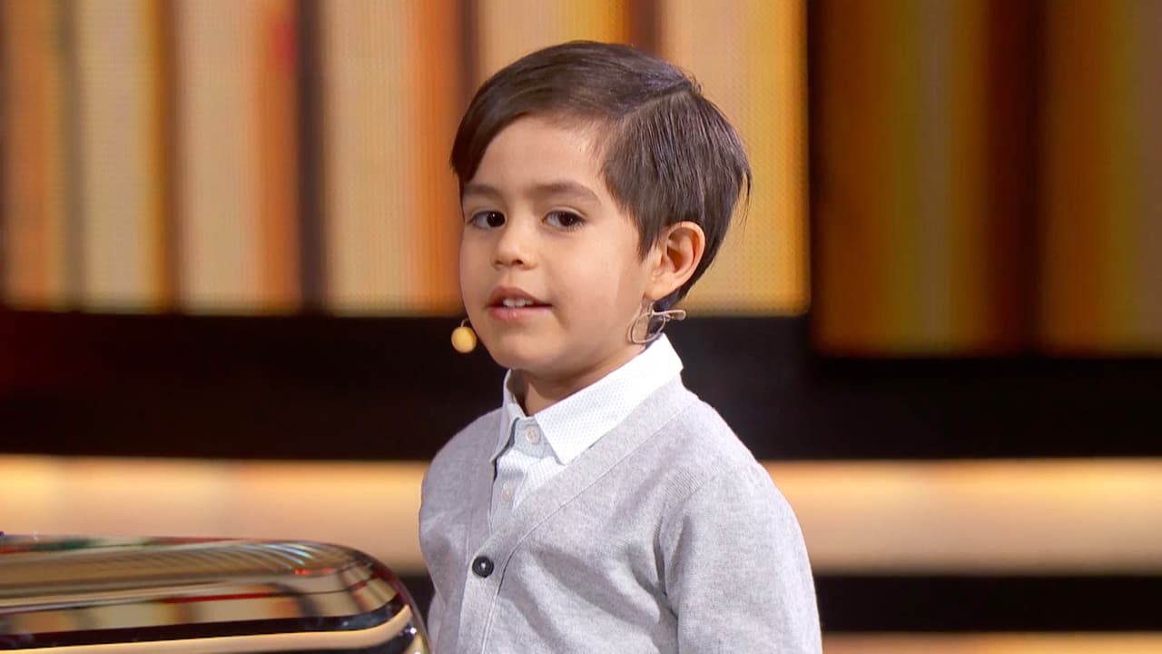 Mateo es un pequeño muy inteligente y es fanático de los documentales.