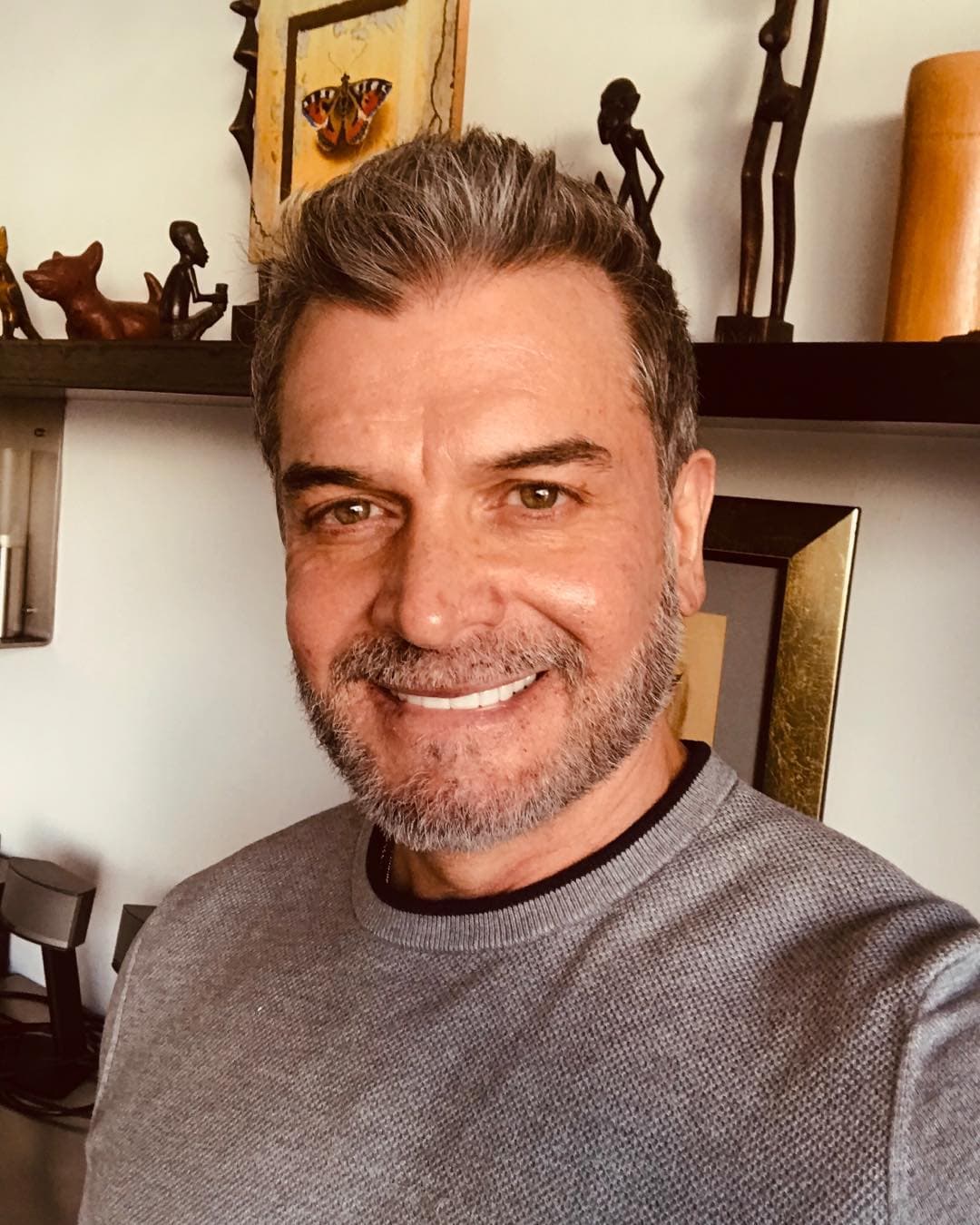 Sergio Basáñez.