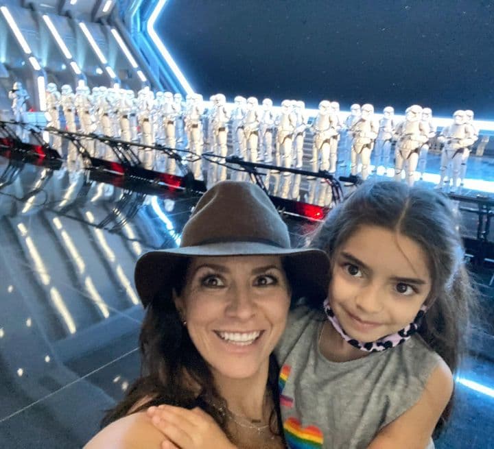 Aitana Derbez impacta en nueva foto por lo mucho que ha crecido