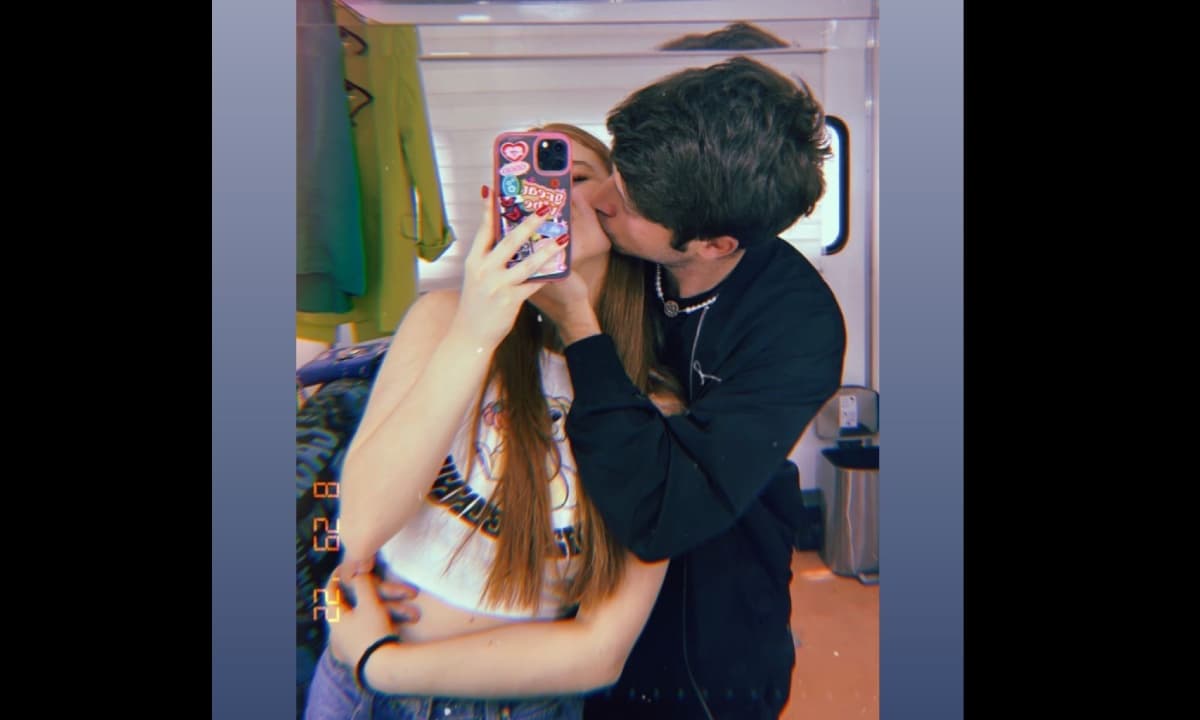 El hijo de Ludwika Paleta tiene un romance con una guapa actriz de telenovelas