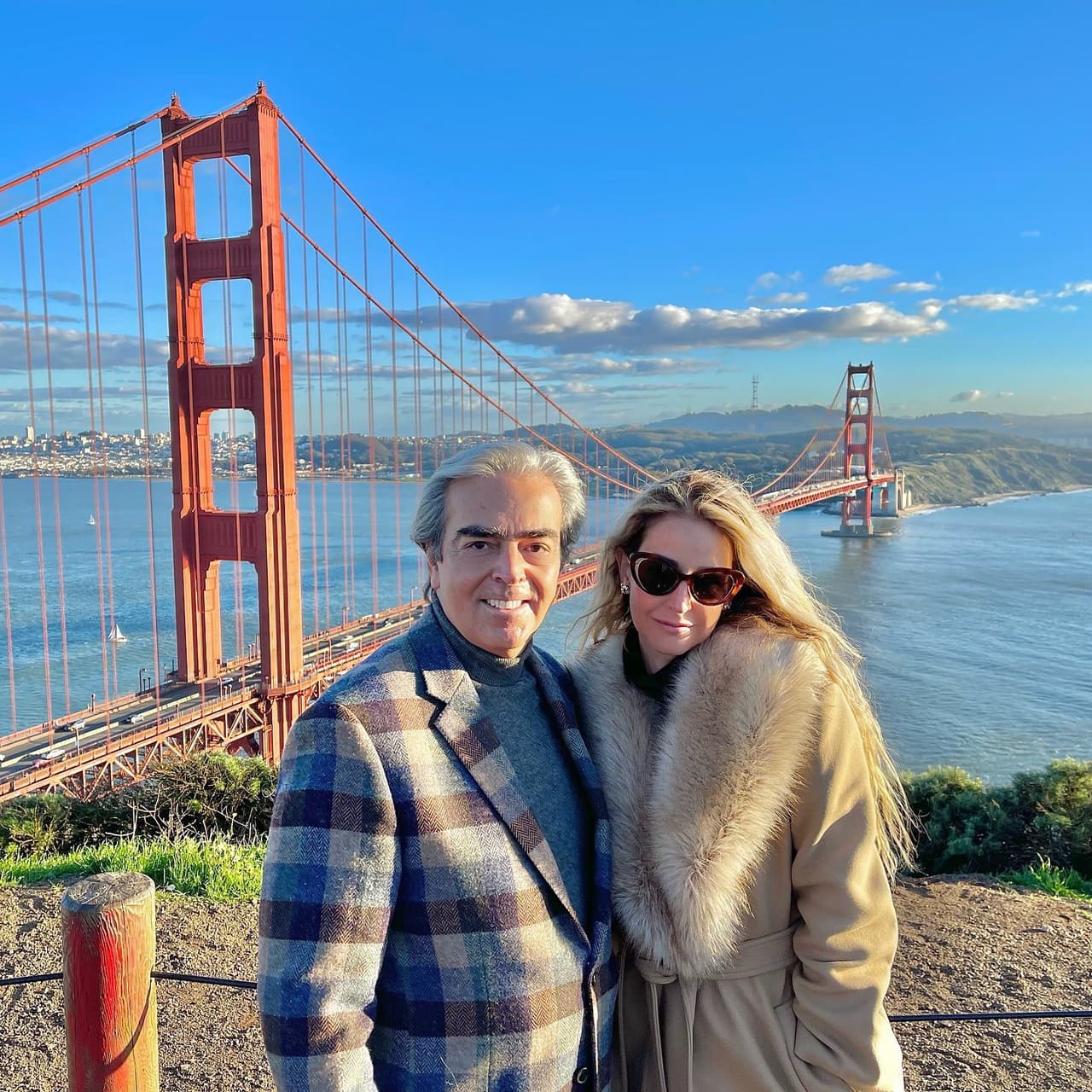 Viudo de Edith González celebra romántico aniversario con su novia