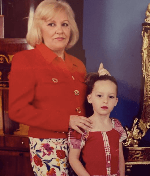 Estas imágenes inéditas salen a la luz tan solo cinco días después del deceso de la señora Moreno, quien días antes estuvo internada en un hospital por presentar complicaciones de salud.