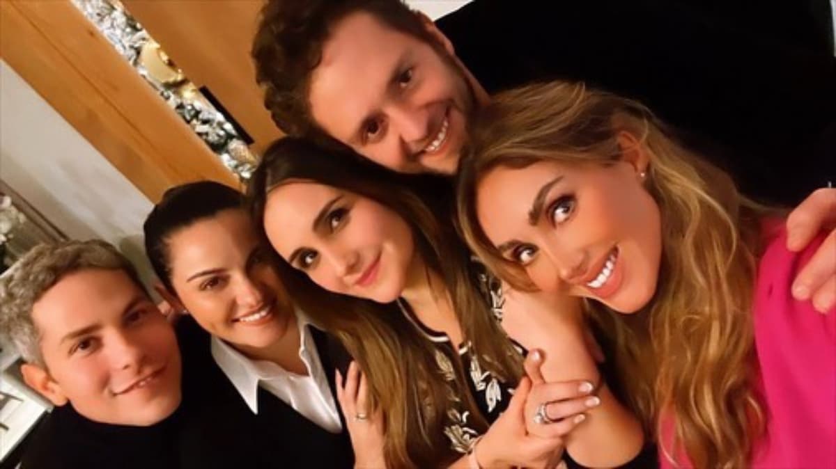 Anahí fue la encargada de compartir las imágenes