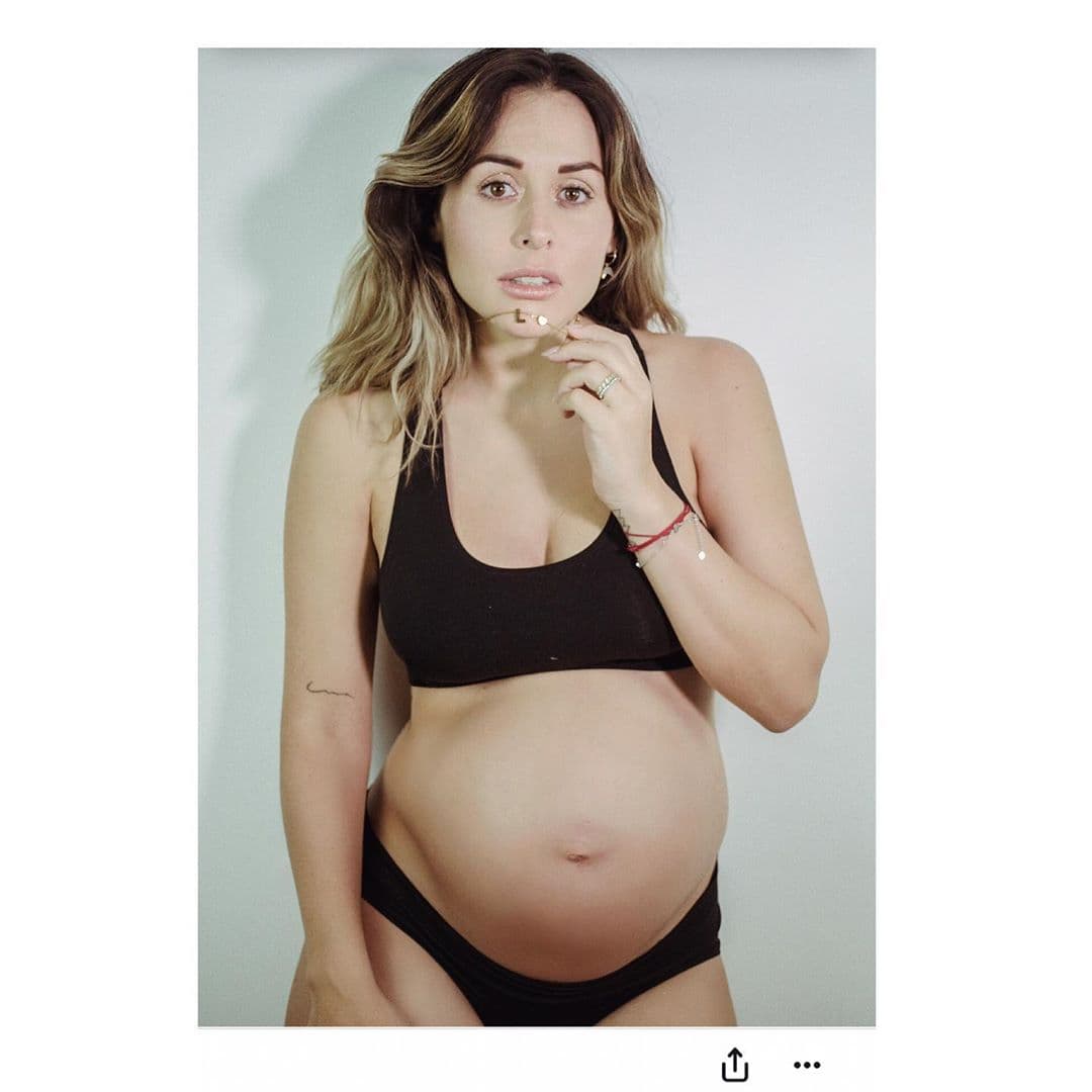 La actriz, de 30 años, realizó una sesión fotográfica en la que dejó ver lo grande que está su pancita en la semana 36 de gestación.