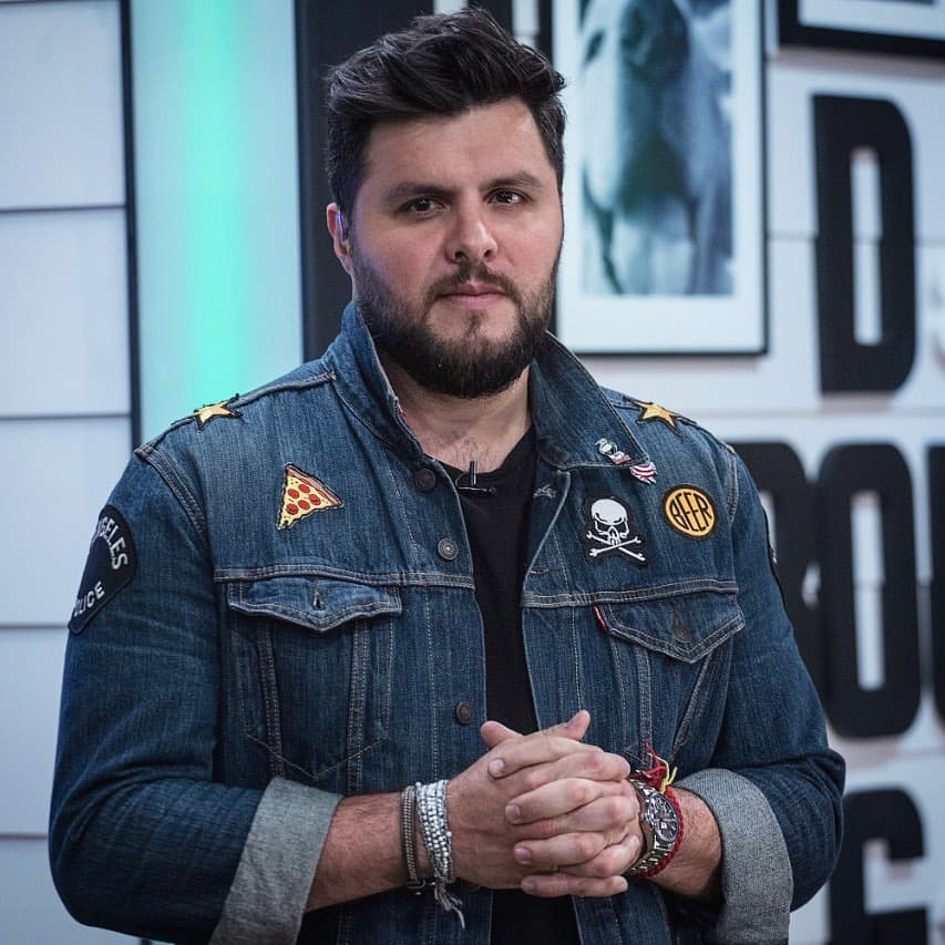 Paul Stanley se inyecta la papada para eliminar la grasa y afirma: ‘Fuera gordura’