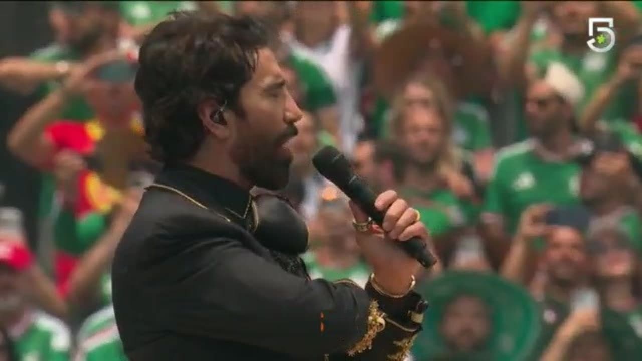 Alejandro Fernández emociona al interpretar el Himno Nacional Mexicano en la inauguración del Mundial 2026