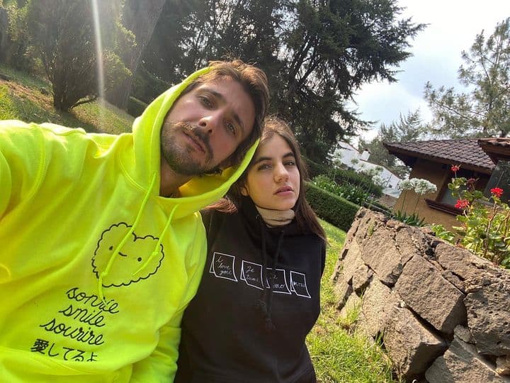 La actriz sorprendió con su reacción al ser cuestionada sobre boda con Emiliano Zurita.