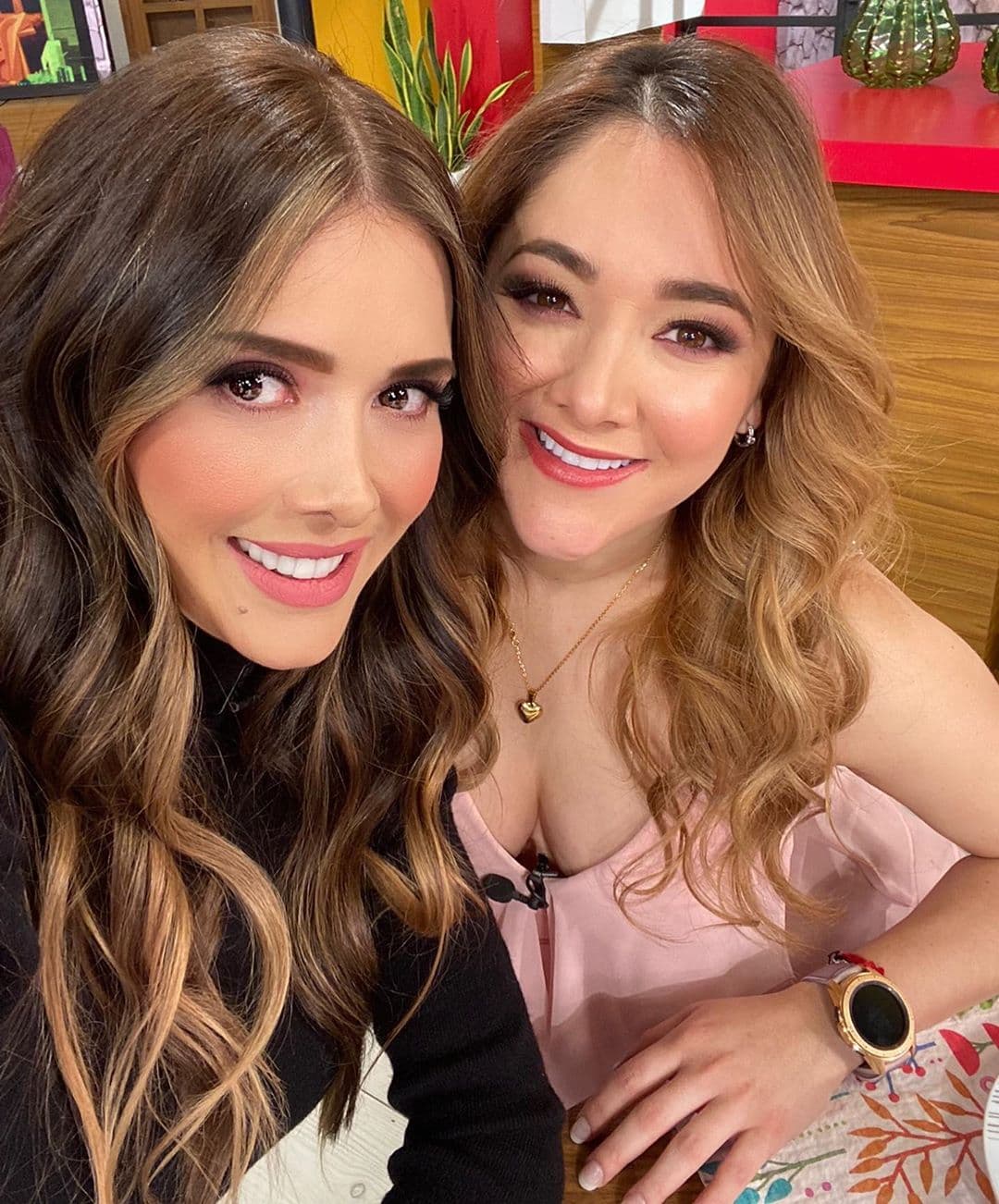 Marlene Favela y Sherlyn