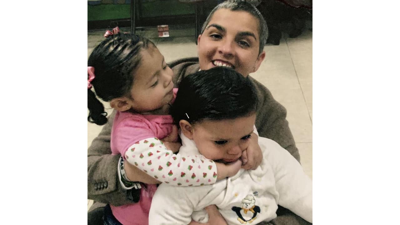 Federica Quijano y su hija María cuando acudieron por Sebastián al albergue.