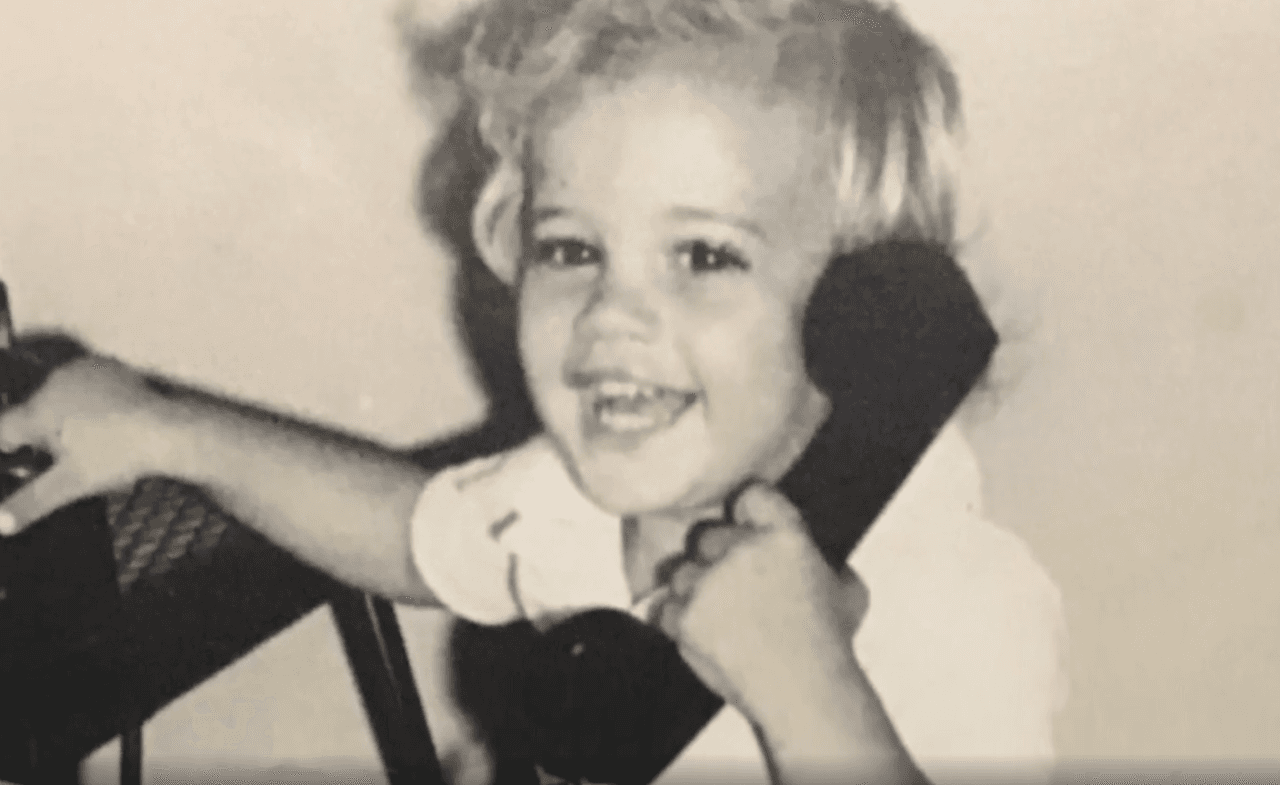 “La parte más difícil de crecer en Cuba, la parte que atacó nuestras almas, fue no tener libertad. Nuestra capacidad de soñar y nuestros destinos eran limitados. Sabíamos que no importaba cuánto trabajáramos o estudiáramos o cuán grandes fueran nuestros sueños, siempre tendríamos los mismos resultados”, escribió.