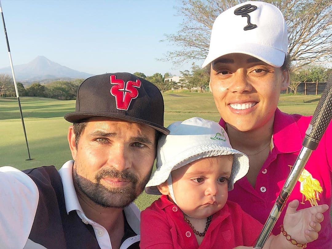Ferdinando Valencia presume la primera clase de golf de su hijo Tadeo con tiernas fotos