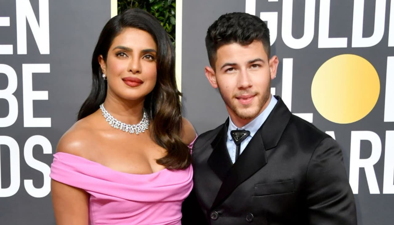 Priyanka, de 39 años, y Nick, de 29,
<a href="https://www.univision.com/famosos/famosos-que-se-convirtieron-en-padres-por-vientre-subrogado-nick-jonas-se-suma-a-la-lista-video">se convirtieron en padres en 2022 mediante gestación subrogada.</a>