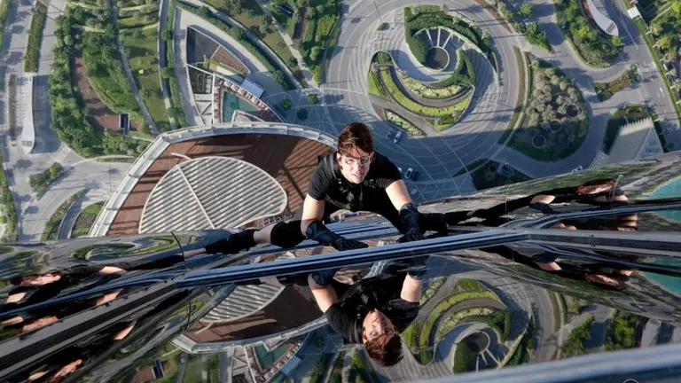 Las 5 películas más taquilleras de Tom Cruise: Un análisis de la IA