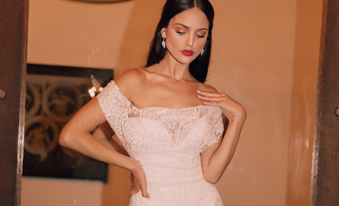 Eiza González presume sus curvas con sensual baile | Las Estrellas Home