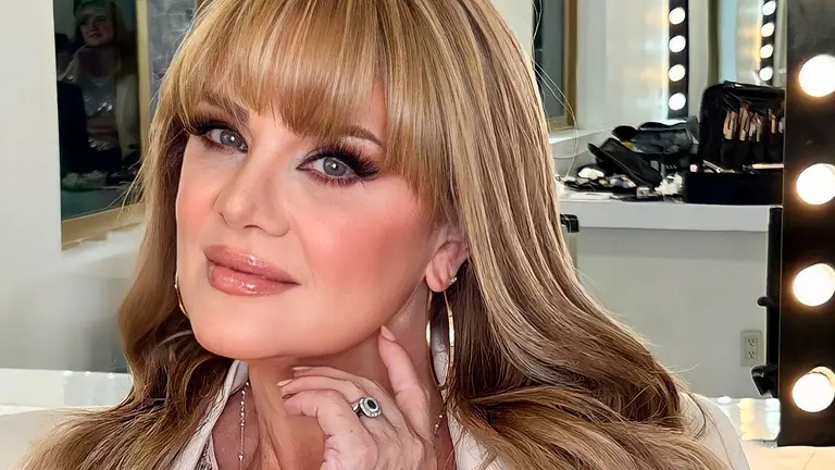¿Erika Buenfil abrirá OnlyFans? | Shows Espectáculos | Las Estrellas