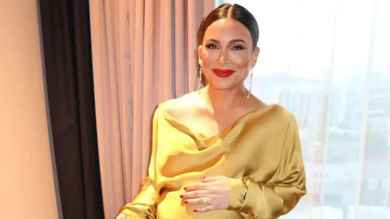 Ana Brenda Contreras muestra por primera vez el rostro de su bebé y ...