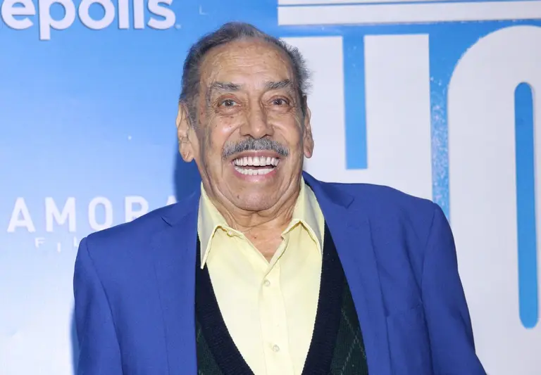 Lalo 'El Mimo' reaparece en silla de ruedas y confiesa la dura batalla que  enfrenta tras una caída | Shows Famosos | Las Estrellas