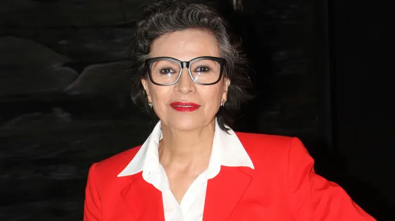 Patricia Reyes Spíndola recibe premio por 53 años de carrera y asegura ...