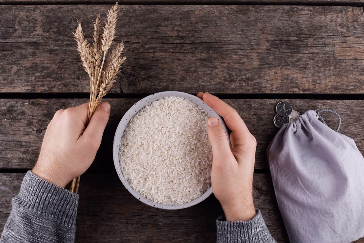 Te decimos cómo hacer el ritual del arroz para atraer la fortuna en ...