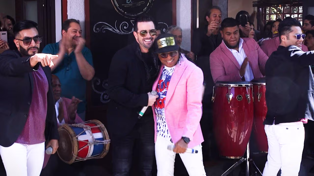 Mane de la Parra: A 10 años de cantar ‘Como dice el dicho’, explora una ...