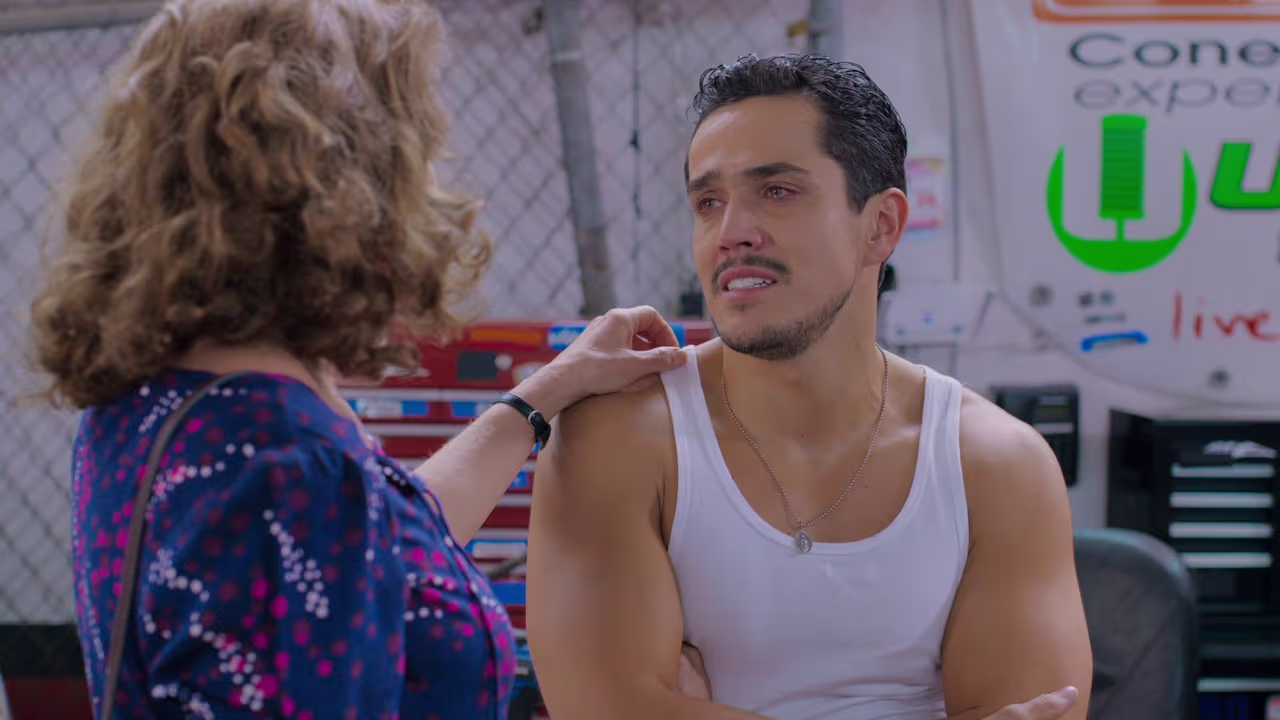Felipe reconoce a Ramón como su padre | Novelas La Historia de Juana ...