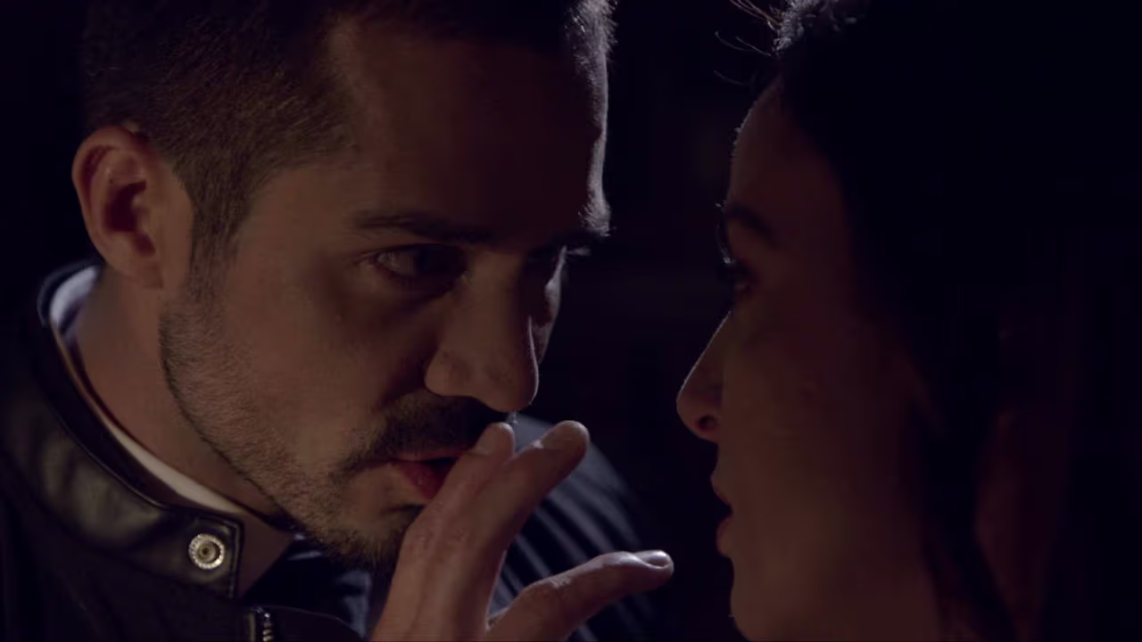 Este jueves: ¿Estarán Ringo y Julia jugando con fuego? | Shows Ringo ...