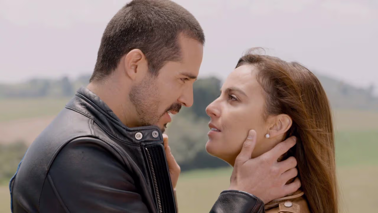 ¡Ringo y Julia por fin se besan! | Shows Ringo | Las Estrellas