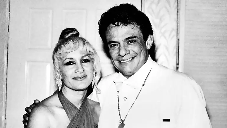 José José: Ella es Natalia 'Kiki' Herrera, la mujer que inspiró la canción  '40 y 20' del cantante | Las Estrellas Home Lo Último | Las Estrellas