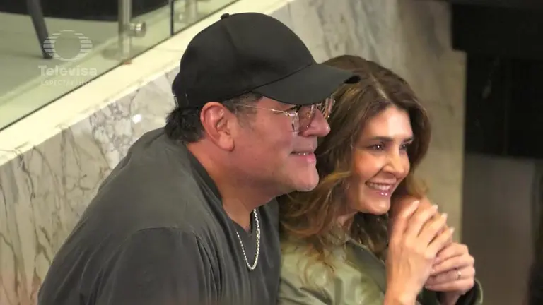 ¿Eduardo Santamarina y Mayrín Villanueva sí se graban en la intimidad? Esto  respondieron