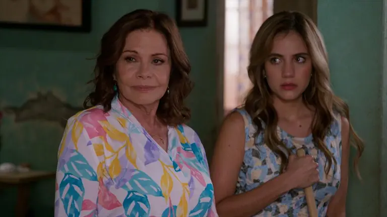 Las Hijas de la Señora García Capítulo 8 - Esto apenas comienza